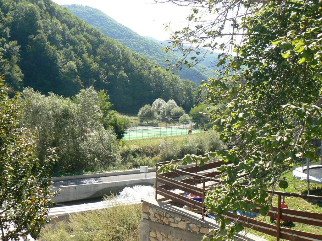 Fisherman'S Hut Family Hotel Beden Exterior foto