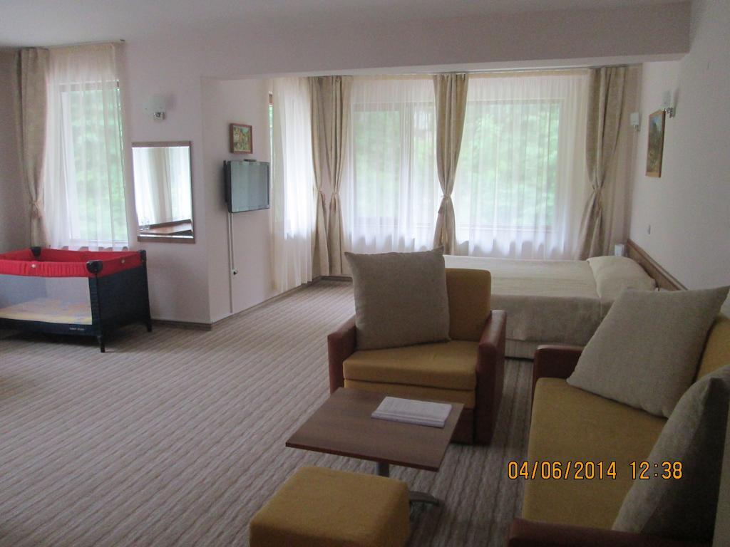 Fisherman'S Hut Family Hotel Beden Exterior foto