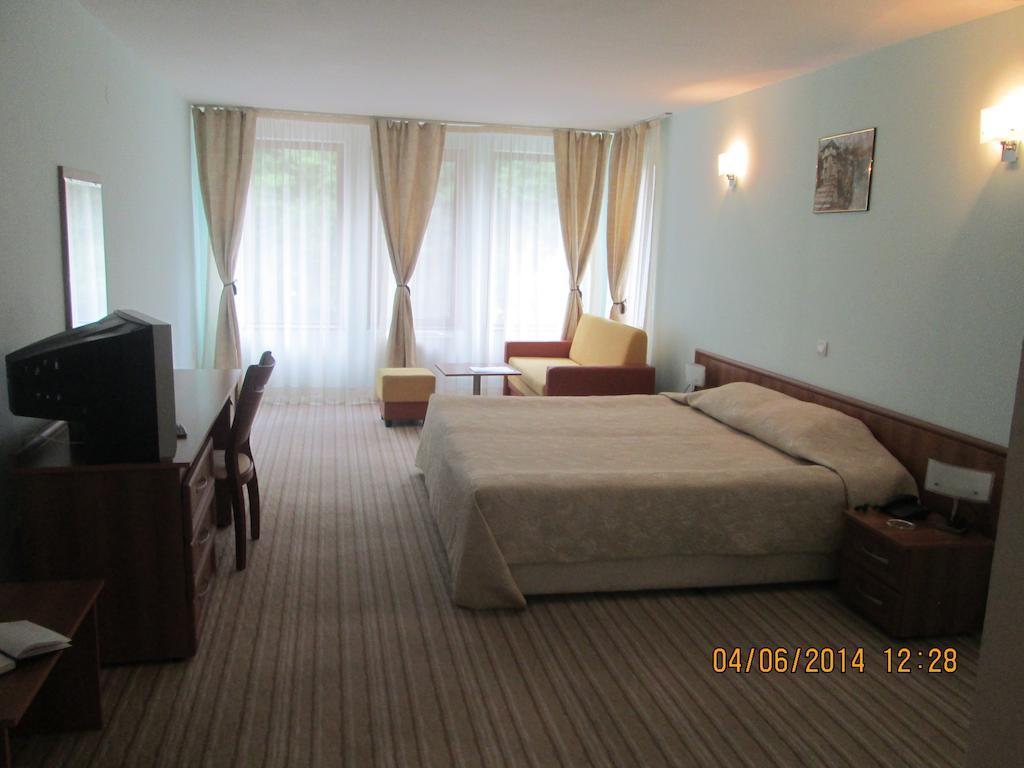 Fisherman'S Hut Family Hotel Beden Exterior foto